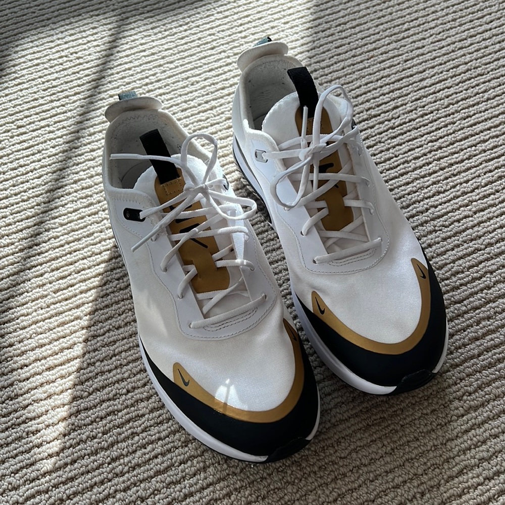 Nike Air Max Dia Icon Clash
